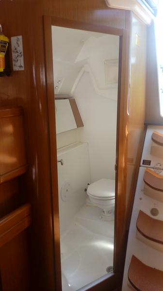 Book yachts online - sailboat - Oceanis 31 - TRIZONIA  - rent