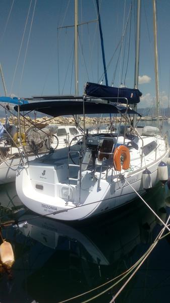 Book yachts online - sailboat - Oceanis 31 - TRIZONIA  - rent