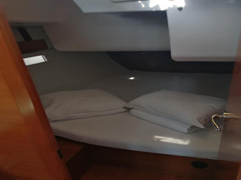 Book yachts online - sailboat - Dufour 412 Grandlarge - Bety - rent