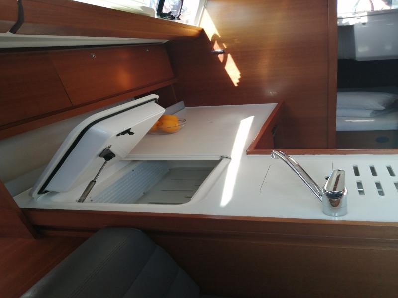 Book yachts online - sailboat - Dufour 412 Grandlarge - Bety - rent