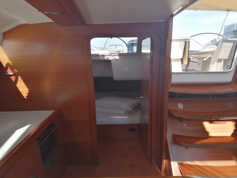 Book yachts online - sailboat - Dufour 412 Grandlarge - Bety - rent