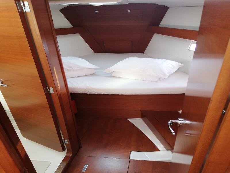 Book yachts online - sailboat - Dufour 412 Grandlarge - Bety - rent