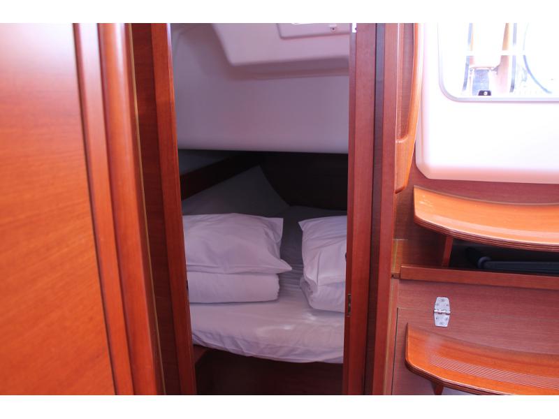 Book yachts online - sailboat - Dufour 382 GL - Mata - rent