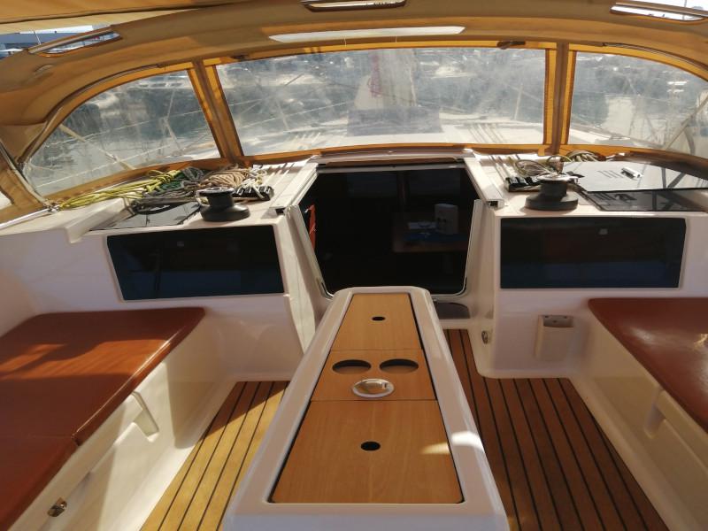 Book yachts online - sailboat - Dufour 382 GL - Mata - rent