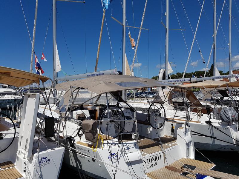 Book yachts online - sailboat - Sun Odyssey 469 - Antonio 1 - rent