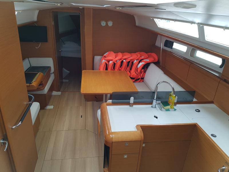 Book yachts online - sailboat - Sun Odyssey 409 - Teo - rent
