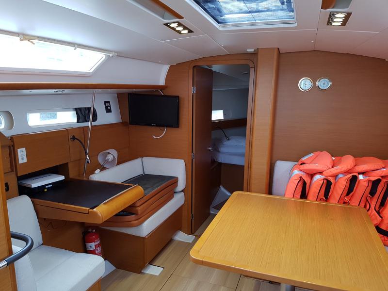 Book yachts online - sailboat - Sun Odyssey 409 - Teo - rent