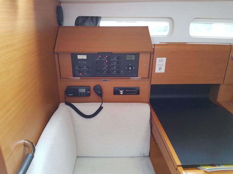 Book yachts online - sailboat - Sun Odyssey 409 - Teo - rent