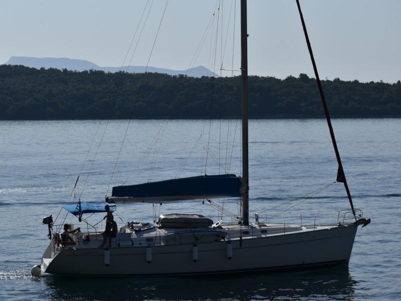 Book yachts online - sailboat - BENETEAU Cyclades 50.5 2009-10 REFIT 2019 - PARAIBA  Cp - rent