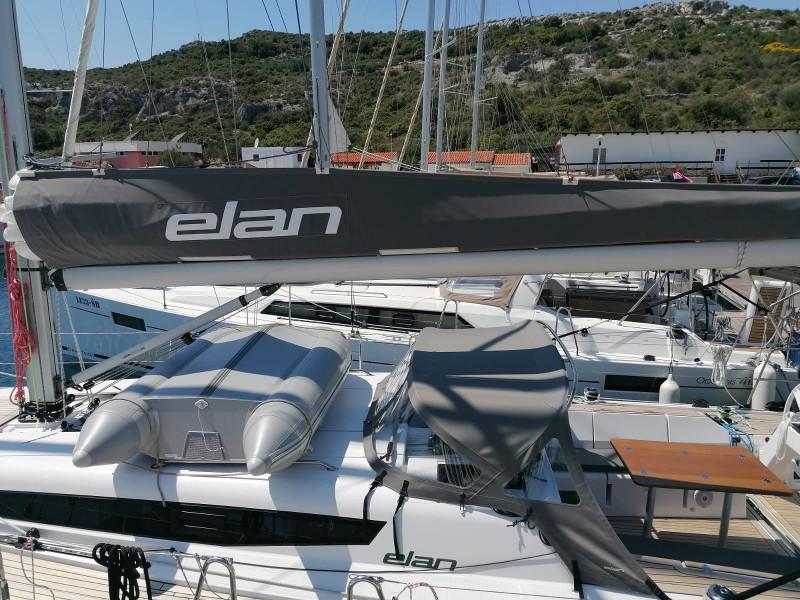 Book yachts online - sailboat - Elan E5 - LINA new 2020+AC - rent