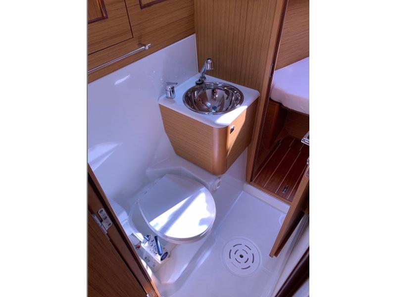 Book yachts online - sailboat - Jeanneau 57 - KURUKULLA OV AC+G refit 2021 - rent