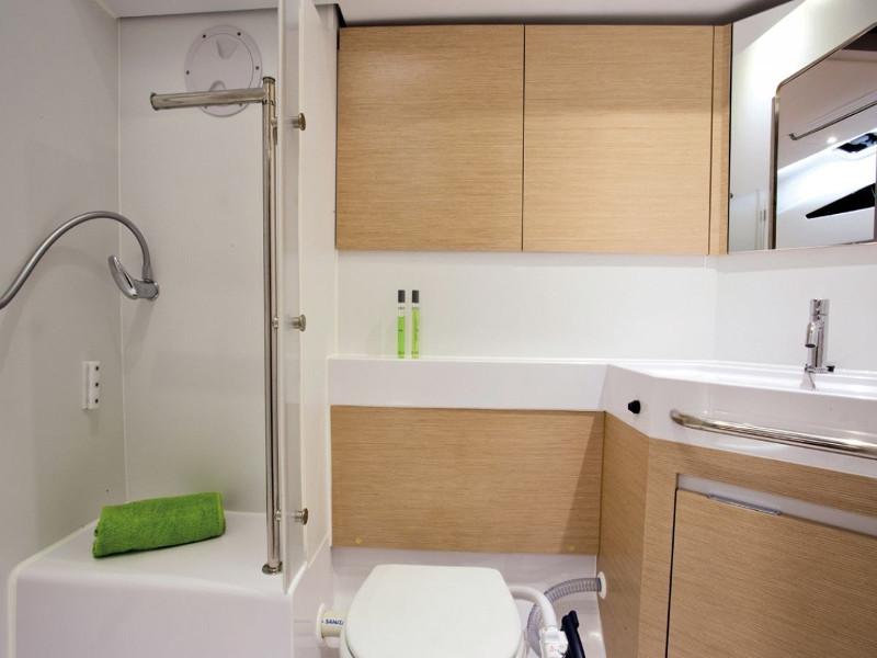 Book yachts online - sailboat - Elan 50 Impression - LOVIS new 2019+AC+G - rent