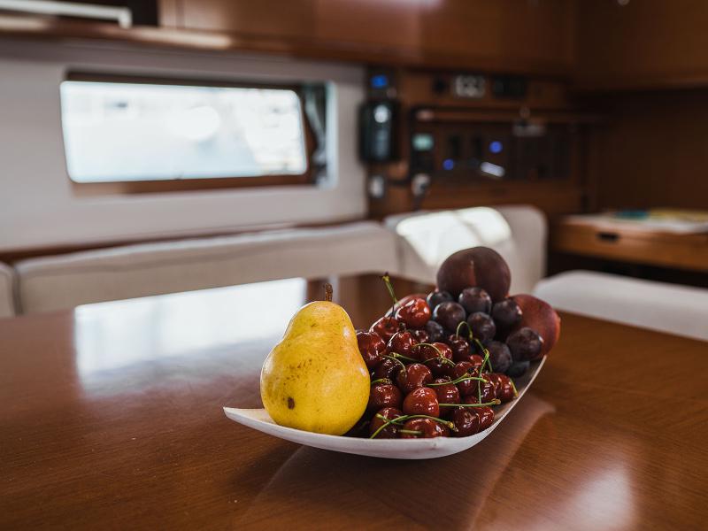 Book yachts online - sailboat - Oceanis 55 - Esther - rent