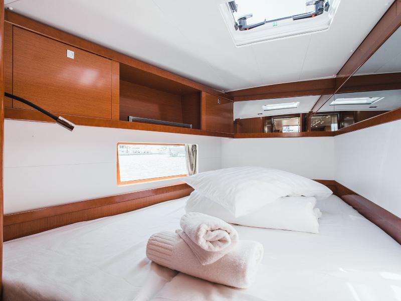 Book yachts online - sailboat - Oceanis 55 - Esther - rent