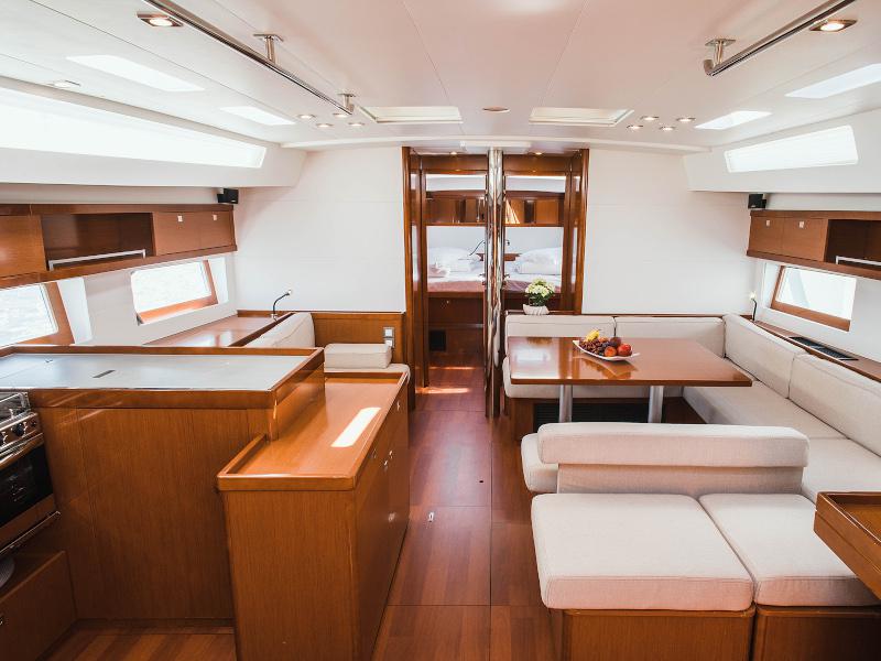 Book yachts online - sailboat - Oceanis 55 - Esther - rent