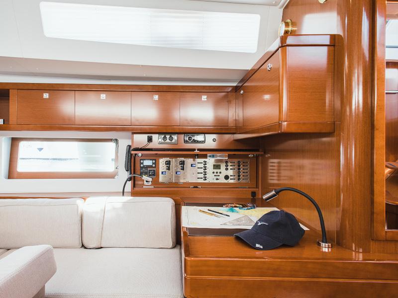 Book yachts online - sailboat - Oceanis 55 - Esther - rent