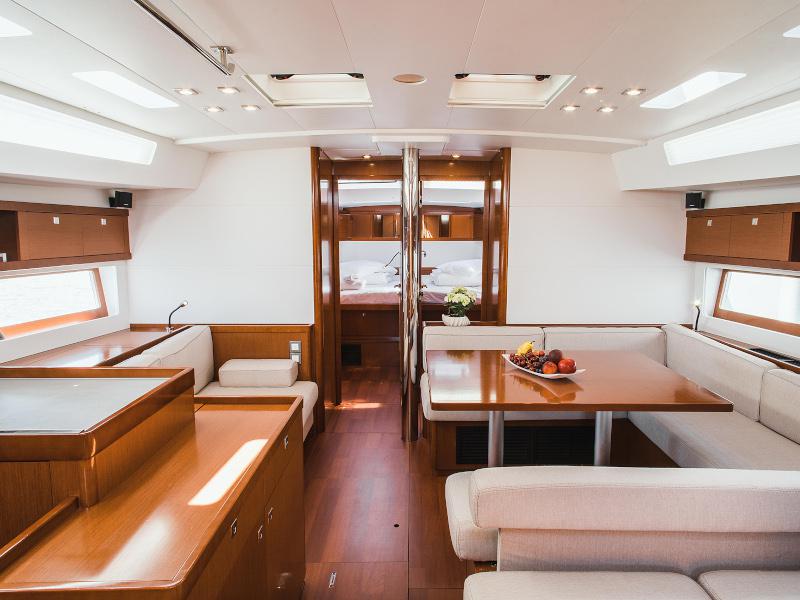 Book yachts online - sailboat - Oceanis 55 - Esther - rent