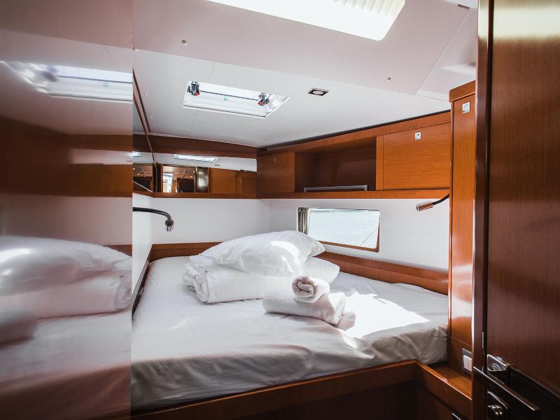 Book yachts online - sailboat - Oceanis 55 - Esther - rent