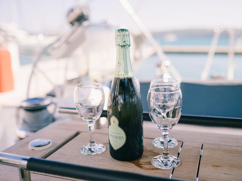 Book yachts online - sailboat - Oceanis 55 - Esther - rent