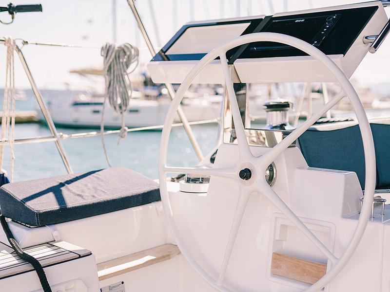 Book yachts online - sailboat - Oceanis 55 - Esther - rent