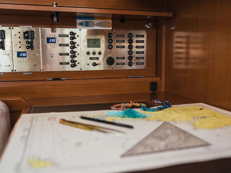 Book yachts online - sailboat - Oceanis 55 - Esther - rent