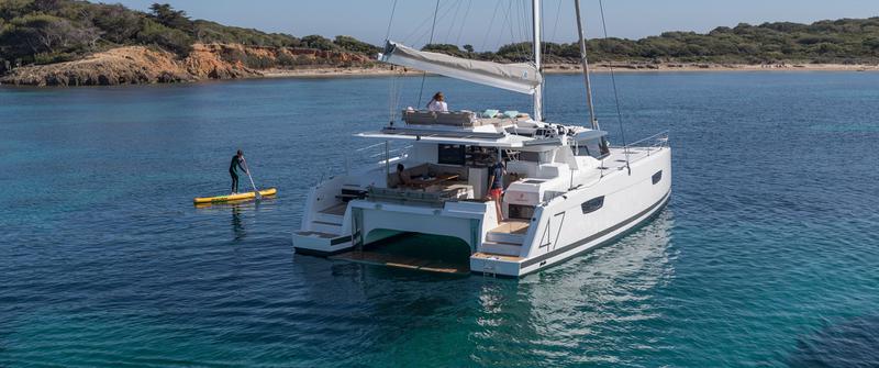 Book yachts online - catamaran - Fountaine Pajot Saona 47 - Annabella - rent