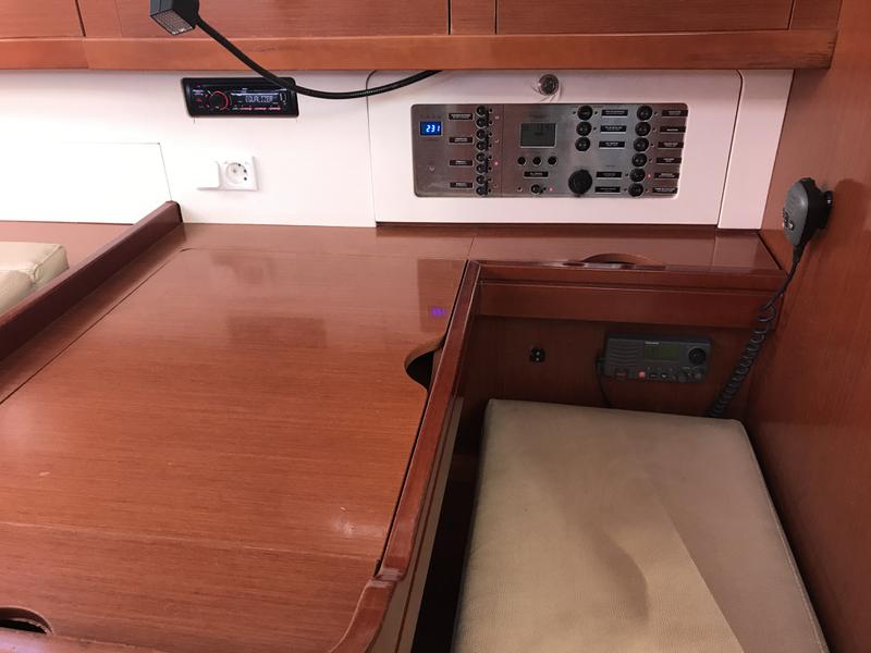 Book yachts online - sailboat - Oceanis 50 Family - Spica - rent