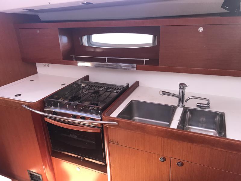 Book yachts online - sailboat - Oceanis 50 Family - Spica - rent