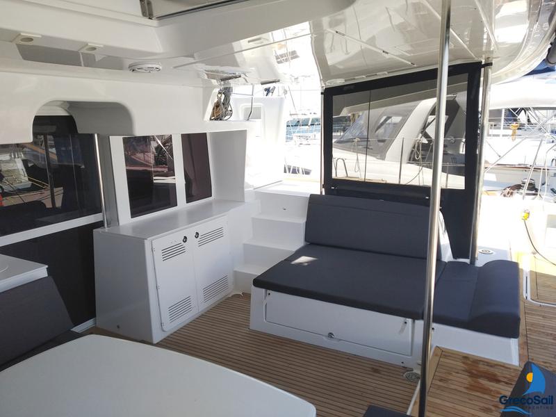 Book yachts online - catamaran - Lagoon 450  Flybridge - Grecostar - rent