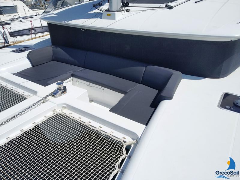 Book yachts online - catamaran - Lagoon 450  Flybridge - Grecostar - rent
