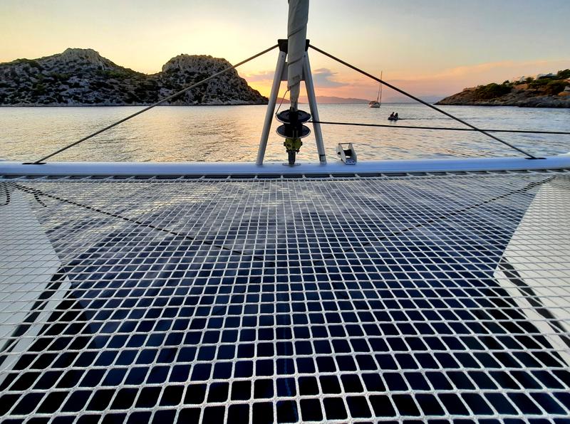 Book yachts online - catamaran - Astréa 42 - Nancy - rent