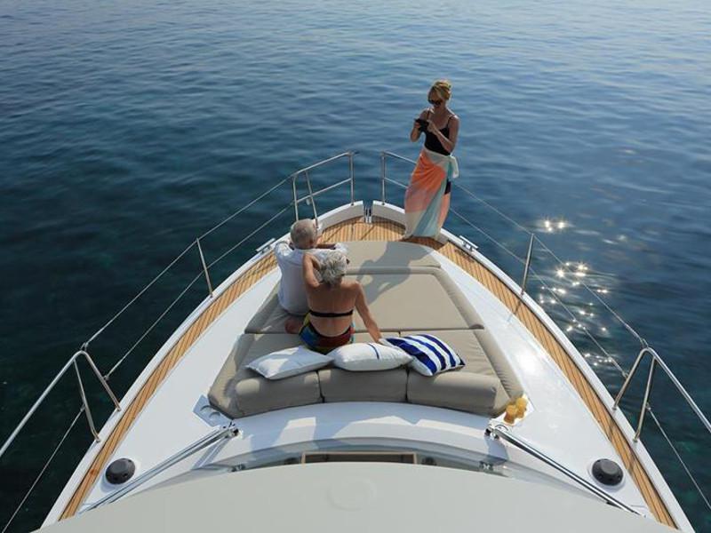 Book yachts online - motorboat - Bavaria E40 Fly - Aquatic Vita - rent