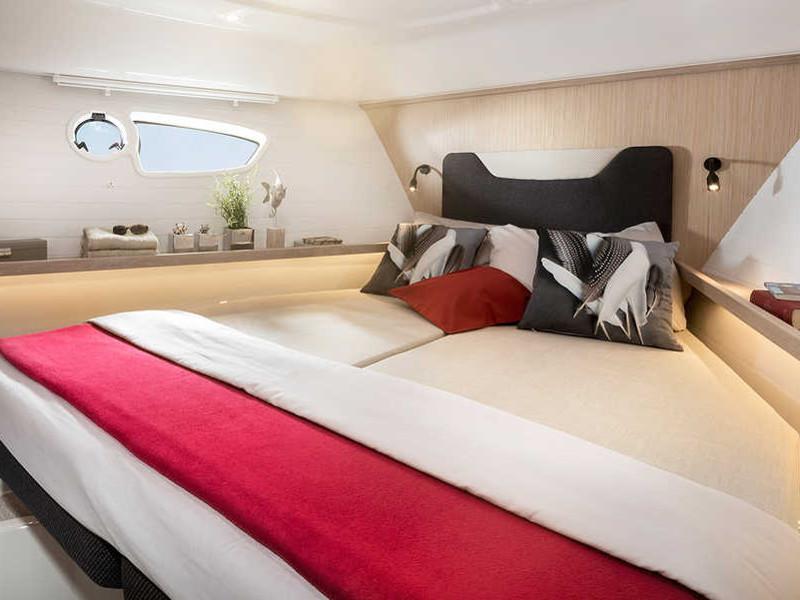 Book yachts online - motorboat - Bavaria E40 Fly - Kavalan IV - rent