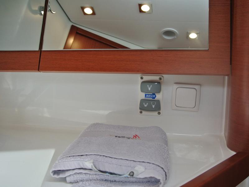 Book yachts online - sailboat - Oceanis 45 - Baltica - rent