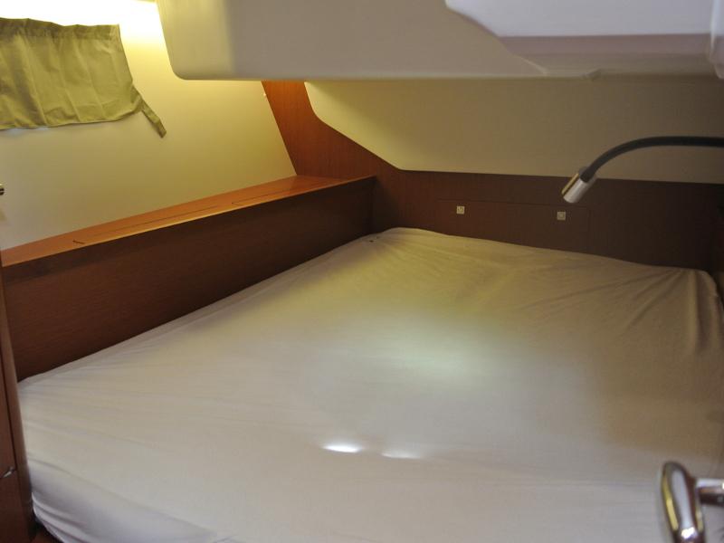 Book yachts online - sailboat - Oceanis 45 - Baltica - rent