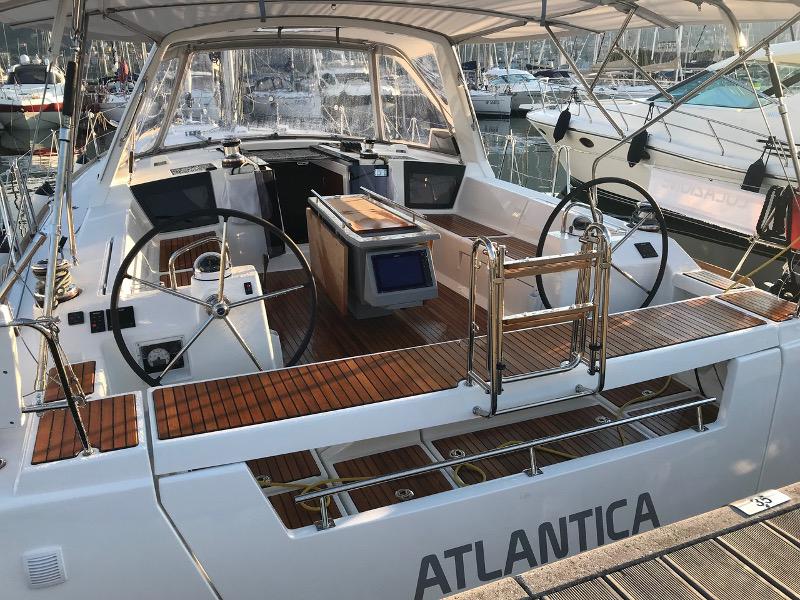 Book yachts online - sailboat - Oceanis 45 - Atlantica - rent