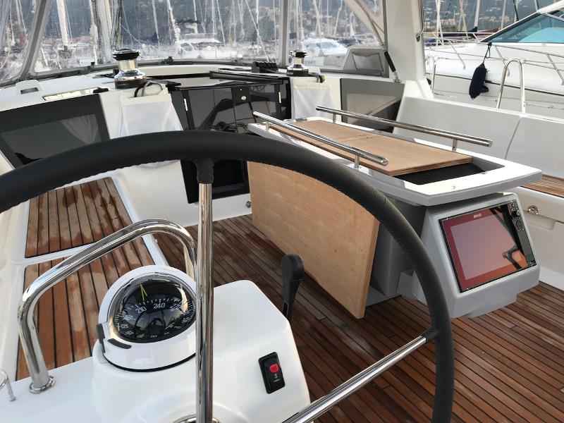 Book yachts online - sailboat - Oceanis 45 - Atlantica - rent