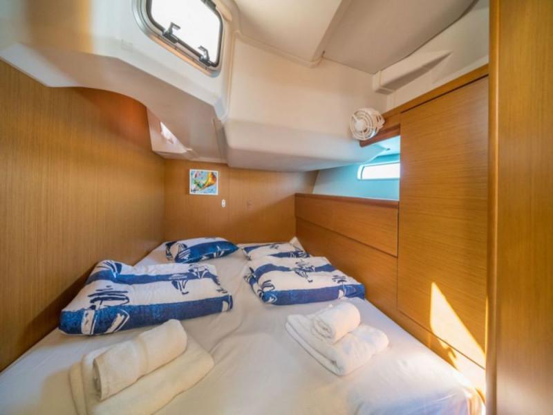 Book yachts online - sailboat - Jeanneau 53sp - Win Win - rent