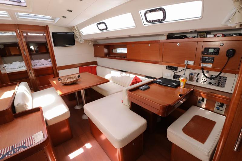 Book yachts online - sailboat - Oceanis 50 Family - Kookoo - rent