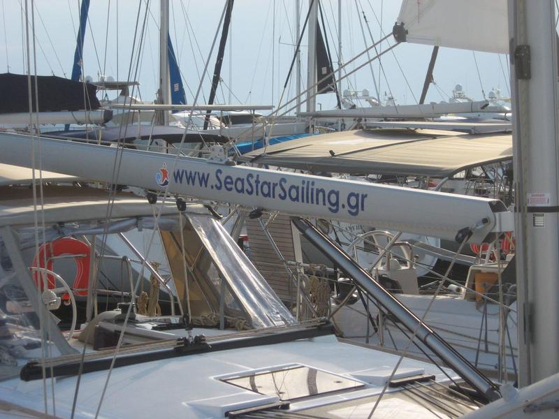 Book yachts online - sailboat - Dufour 390 Grand Large - Foxtrot - rent