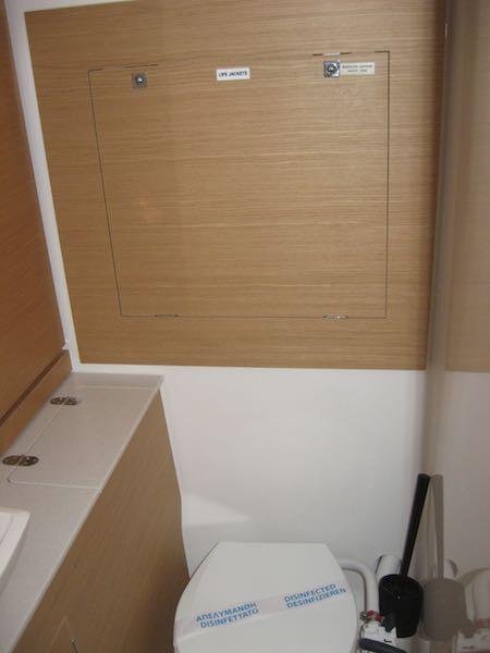 Book yachts online - sailboat - Dufour 390 Grand Large - Foxtrot - rent