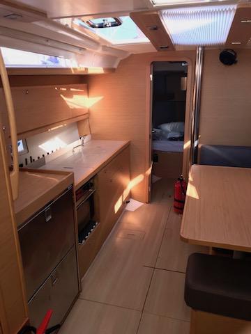 Book yachts online - sailboat - Dufour 390 Grand Large - Alexia - rent