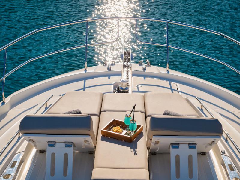 Book yachts online - motorboat - Prestige 520 Fly - Firefly - rent