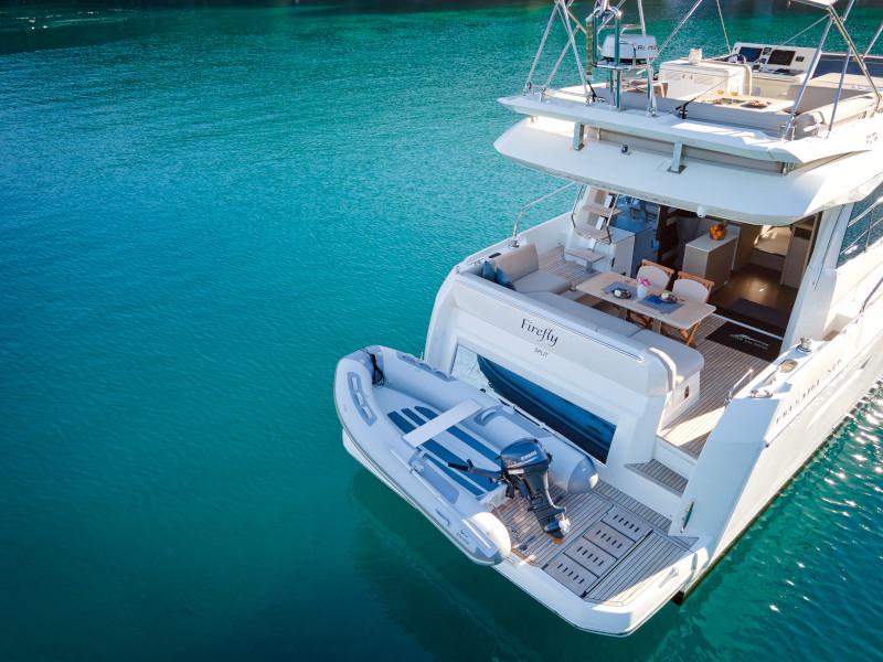 Book yachts online - motorboat - Prestige 520 Fly - Firefly - rent