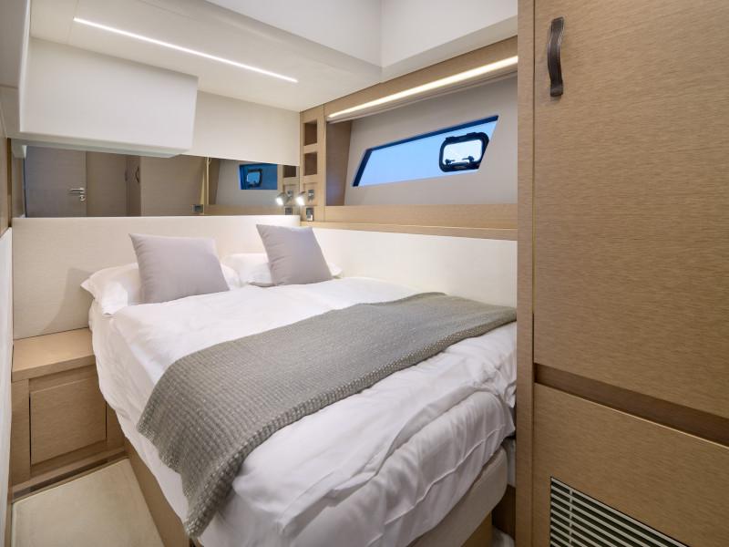 Book yachts online - motorboat - Prestige 520 Fly - Firefly - rent