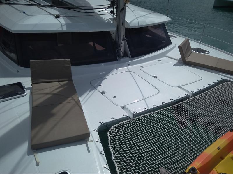 Book yachts online - catamaran - Helia 44 Evolution - Knyps KN - rent
