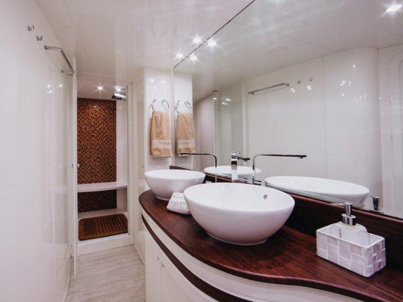 Book yachts online - motorboat - Amer 86 - LADY LONA - rent