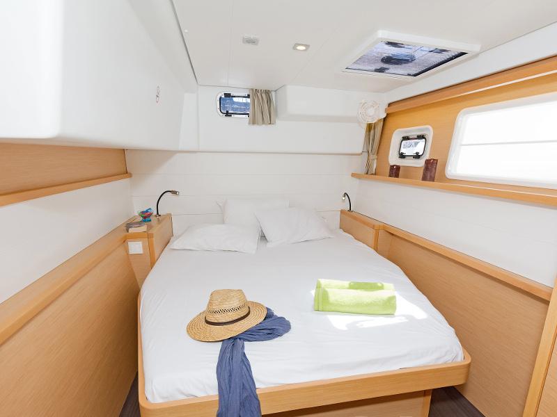 Book yachts online - catamaran - Lagoon 450 - Marmar - rent