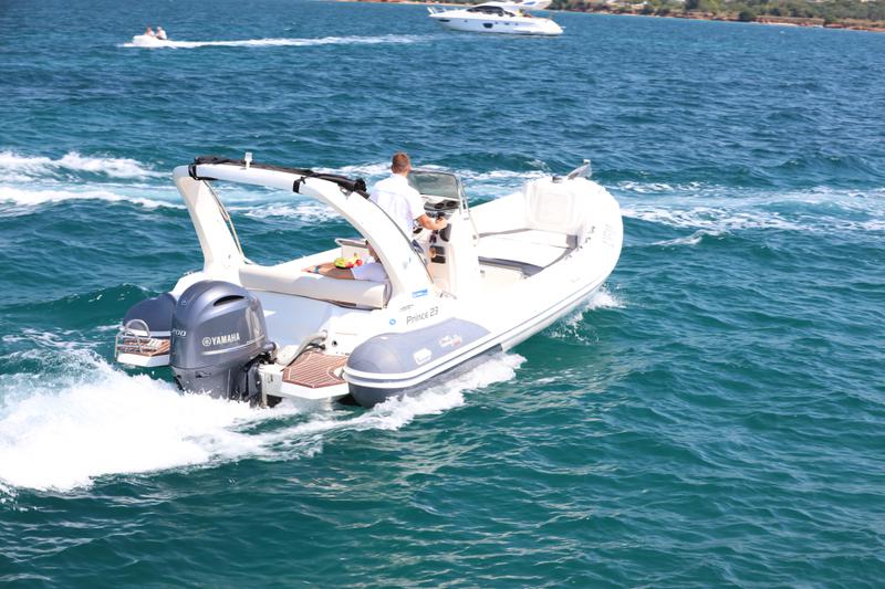Book yachts online - motorboat - Nuova Jolly Prince 23 - Nuova Jolly Prince 23 - rent