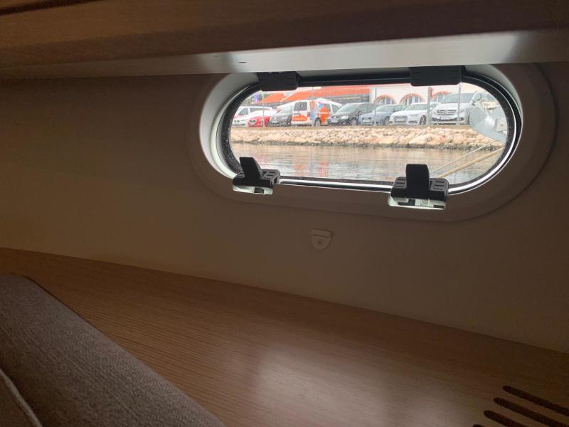 Book yachts online - motorboat - Bavaria S29 OPEN - Simba - rent